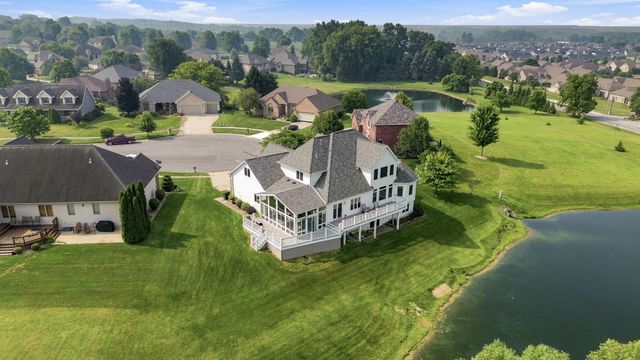 2654 Mariestad Drive, Valparaiso, IN 46385
