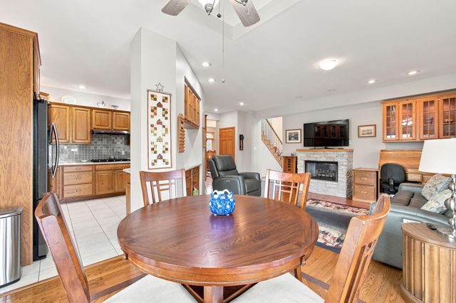 2654 Mariestad Drive, Valparaiso, IN 46385