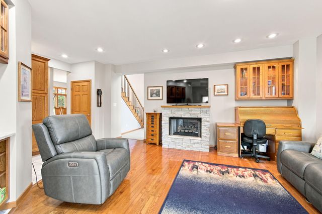 2654 Mariestad Drive, Valparaiso, IN 46385