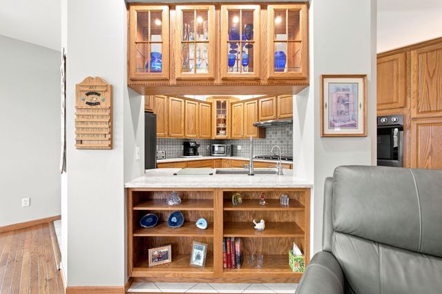 2654 Mariestad Drive, Valparaiso, IN 46385