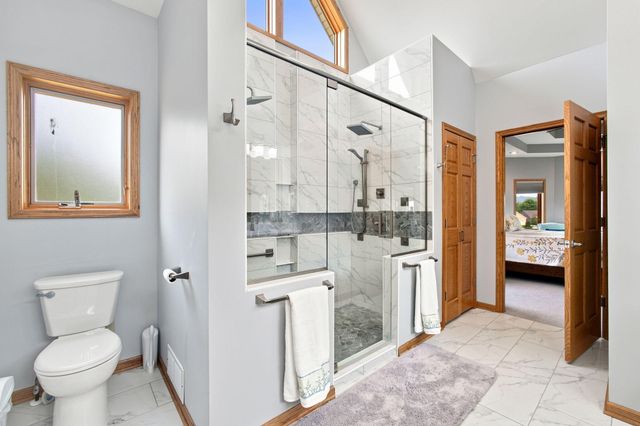2654 Mariestad Drive, Valparaiso, IN 46385