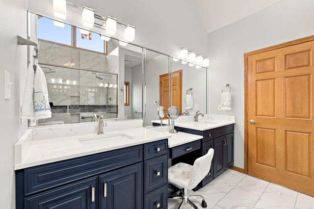 2654 Mariestad Drive, Valparaiso, IN 46385