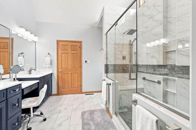 2654 Mariestad Drive, Valparaiso, IN 46385