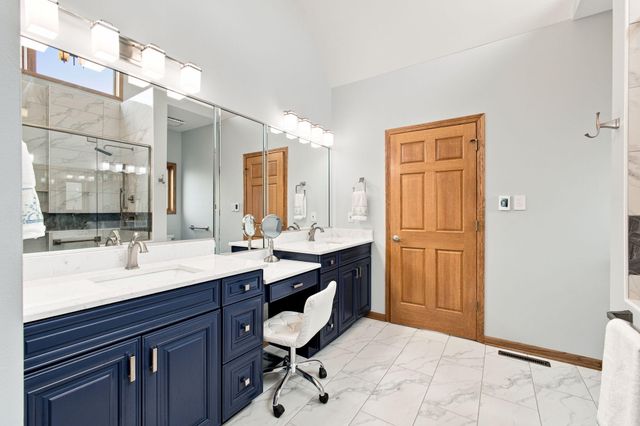 2654 Mariestad Drive, Valparaiso, IN 46385