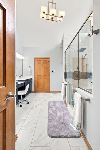 2654 Mariestad Drive, Valparaiso, IN 46385