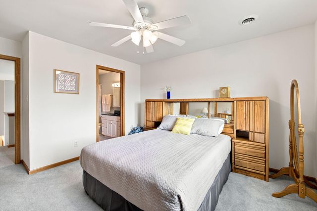 2654 Mariestad Drive, Valparaiso, IN 46385