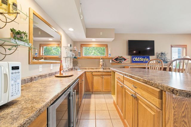 2654 Mariestad Drive, Valparaiso, IN 46385