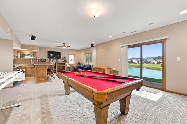 2654 Mariestad Drive, Valparaiso, IN 46385