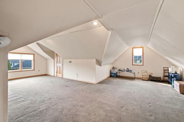 2654 Mariestad Drive, Valparaiso, IN 46385