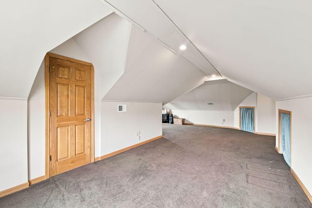 2654 Mariestad Drive, Valparaiso, IN 46385