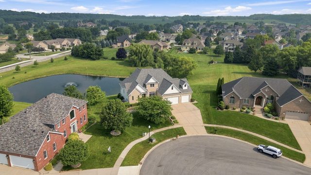 2654 Mariestad Drive, Valparaiso, IN 46385