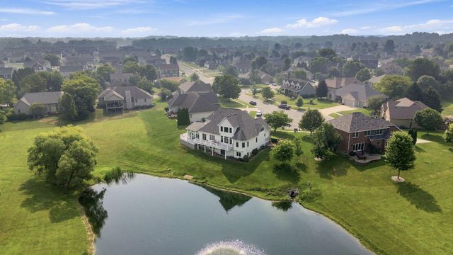 2654 Mariestad Drive, Valparaiso, IN 46385