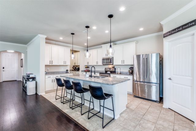 1000 Marietta Lane, Aubrey, TX 76227