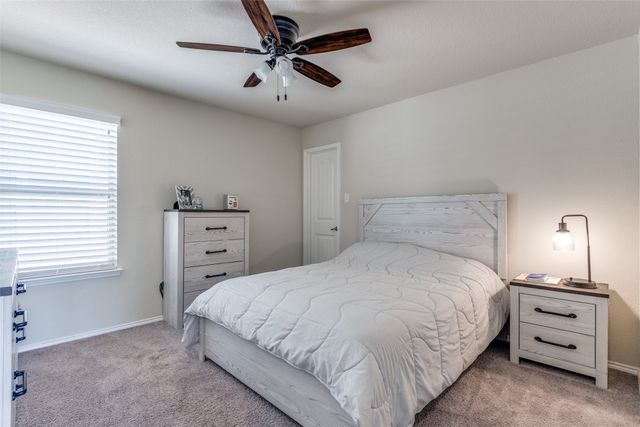 1000 Marietta Lane, Aubrey, TX 76227