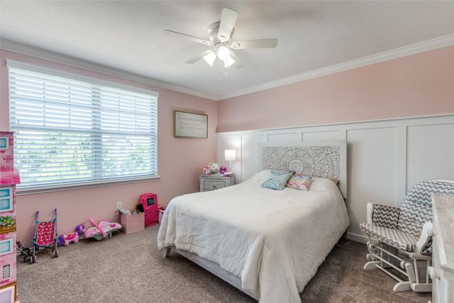 1000 Marietta Lane, Aubrey, TX 76227