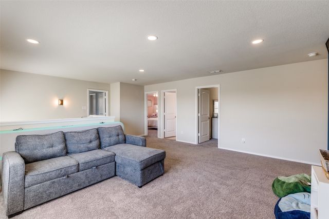 1000 Marietta Lane, Aubrey, TX 76227