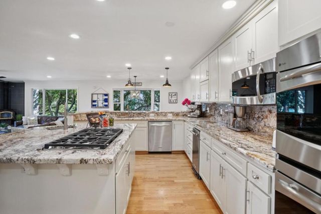 23758 Hutchinson Road, Los Gatos, CA 95033