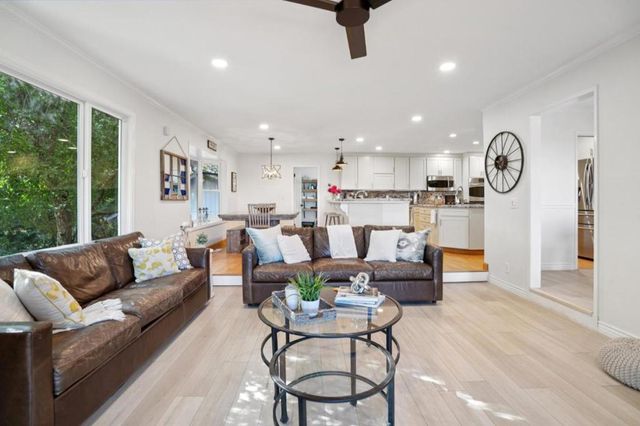 23758 Hutchinson Road, Los Gatos, CA 95033