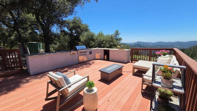 23758 Hutchinson Road, Los Gatos, CA 95033
