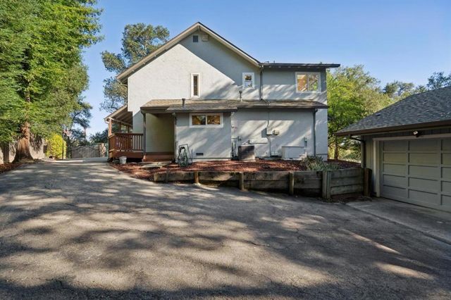 23758 Hutchinson Road, Los Gatos, CA 95033