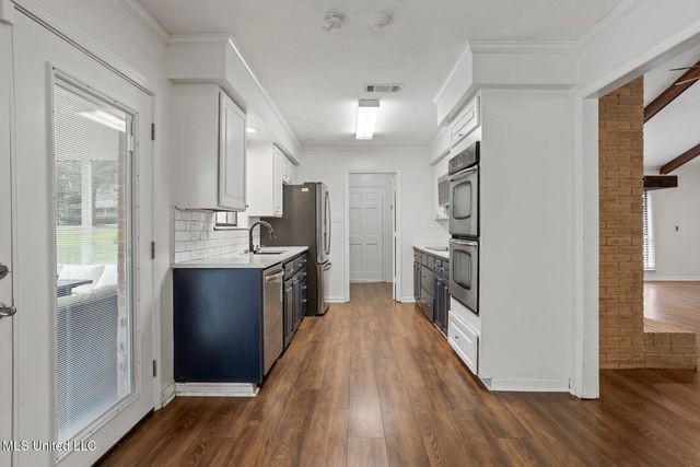 332 Kiowa Drive, Madison, MS 39110