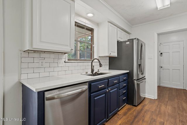 332 Kiowa Drive, Madison, MS 39110