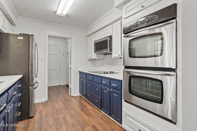 332 Kiowa Drive, Madison, MS 39110