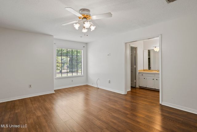 332 Kiowa Drive, Madison, MS 39110