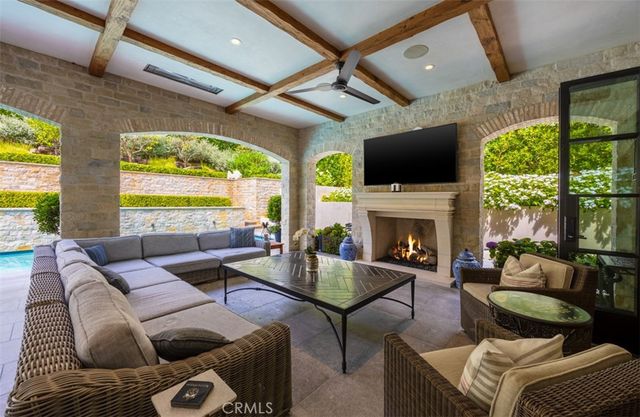7 Oakmont Lane, Newport Beach, CA 92660