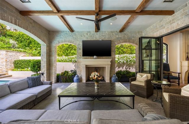 7 Oakmont Lane, Newport Beach, CA 92660