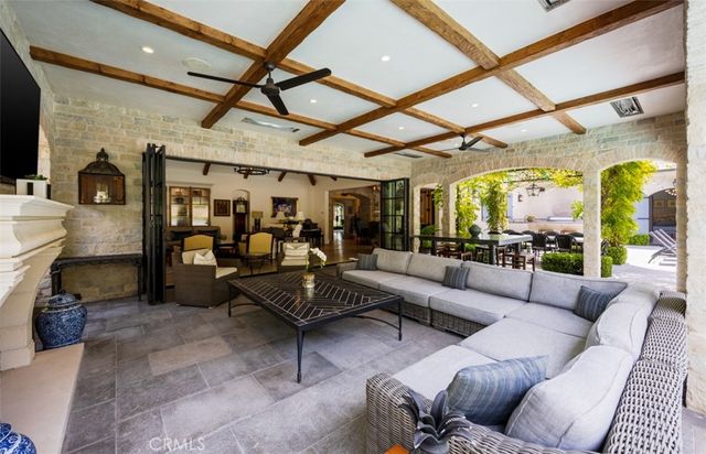7 Oakmont Lane, Newport Beach, CA 92660
