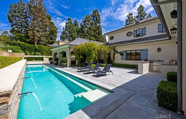 7 Oakmont Lane, Newport Beach, CA 92660