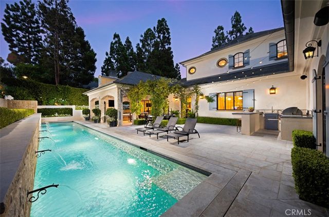 7 Oakmont Lane, Newport Beach, CA 92660