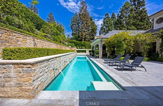 7 Oakmont Lane, Newport Beach, CA 92660