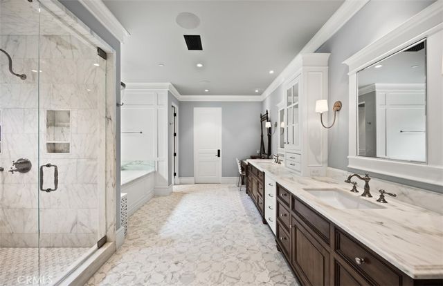 7 Oakmont Lane, Newport Beach, CA 92660