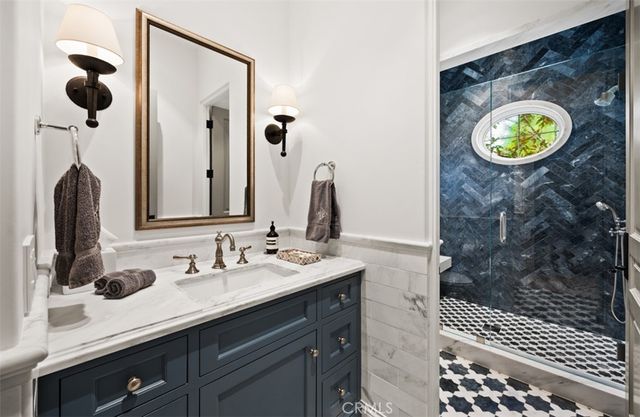 7 Oakmont Lane, Newport Beach, CA 92660