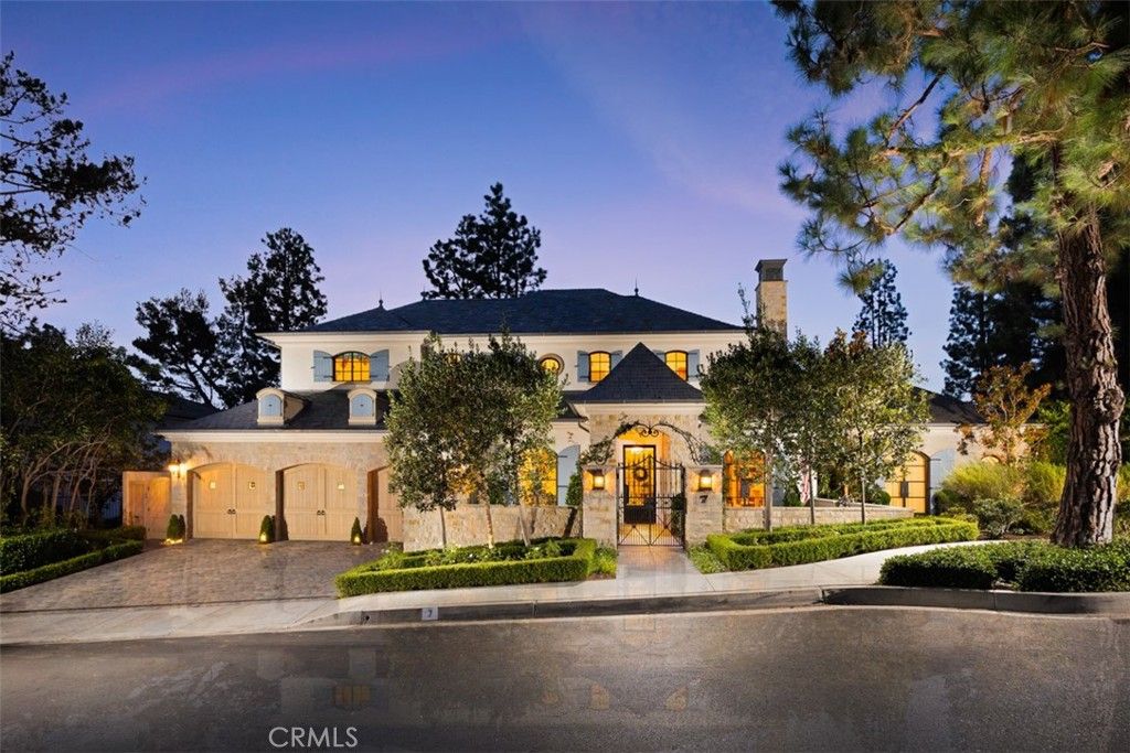 7 Oakmont Lane, Newport Beach, CA 92660