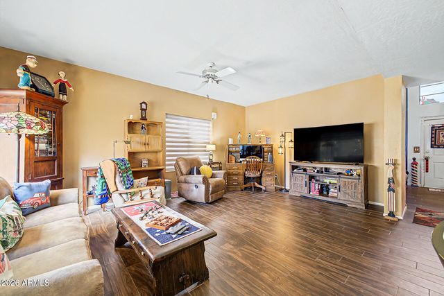 4442 E BLUEFIELD Avenue, Phoenix, AZ 85032