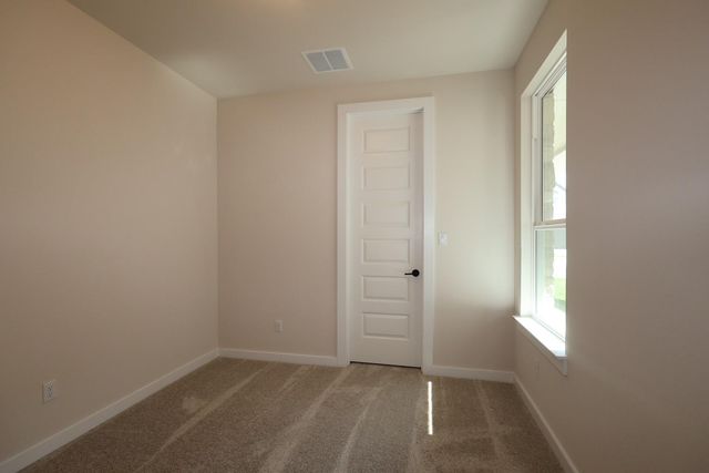 225 Grayson Elm Pass, Dripping Springs, TX 78620