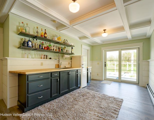 5246 New York 9-G, Tivoli, NY 12583