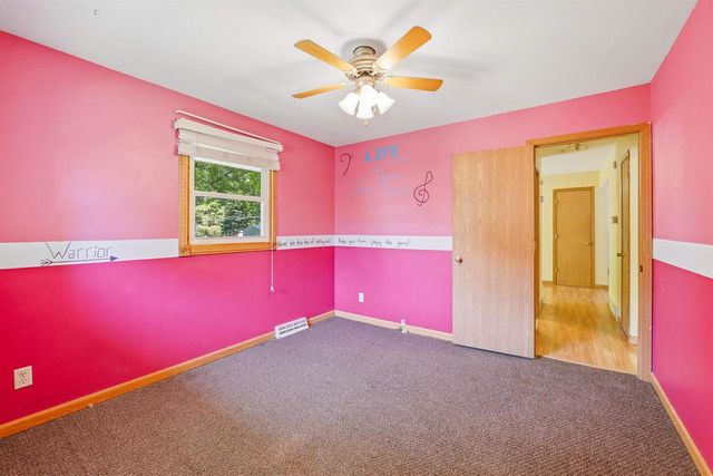 709 MEMORIAL DRIVE, Kewaskum, WI 53040