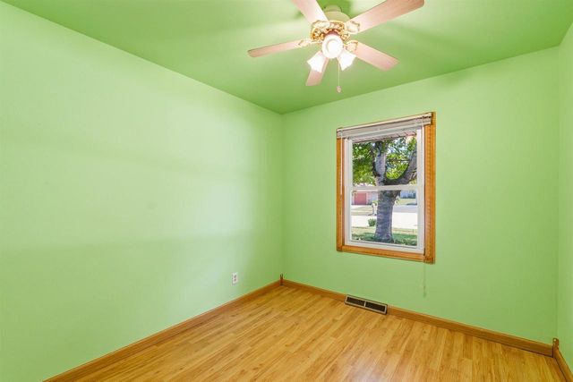 709 MEMORIAL DRIVE, Kewaskum, WI 53040