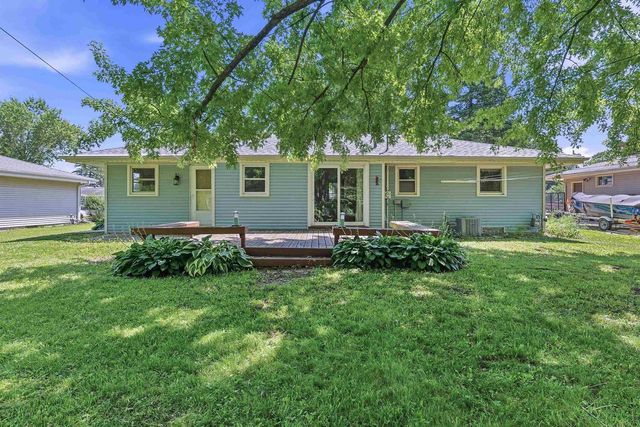709 MEMORIAL DRIVE, Kewaskum, WI 53040