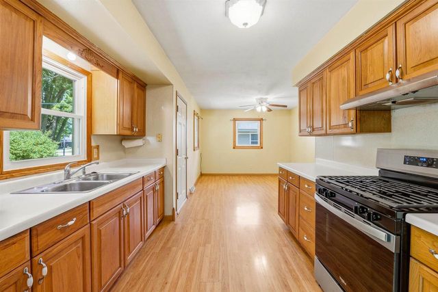 709 MEMORIAL DRIVE, Kewaskum, WI 53040