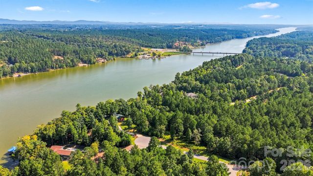 2240 Island View Lane NE 7, Connelly Springs, NC 28612