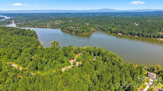 2240 Island View Lane NE 7, Connelly Springs, NC 28612