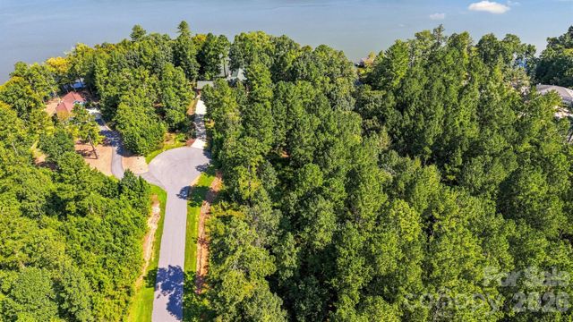 2240 Island View Lane NE 7, Connelly Springs, NC 28612