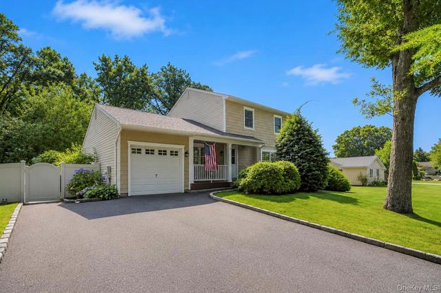 18 Elkin Drive, Middle Island, NY 11953