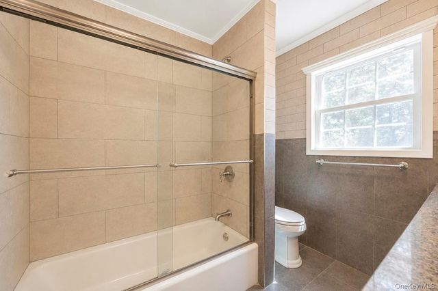 18 Elkin Drive, Middle Island, NY 11953