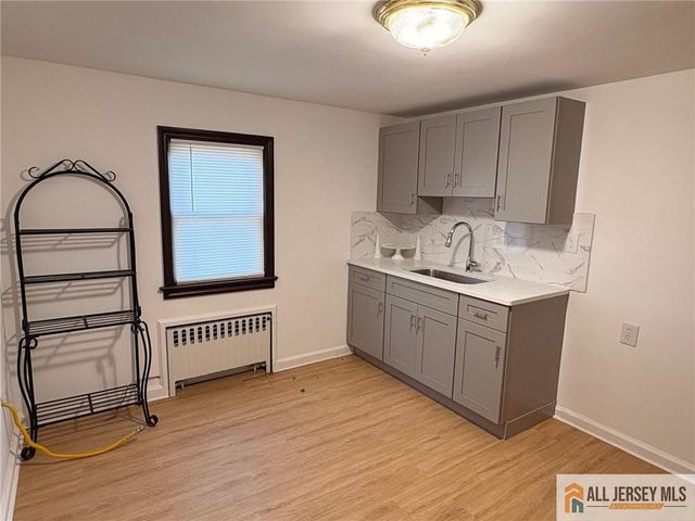 18 Fountain Street B, East Brunswick, NJ 08816